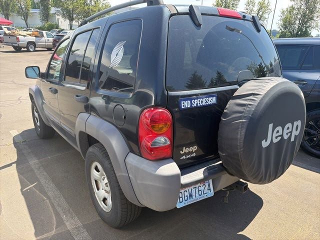 Used 2004 Jeep Liberty Sport w/ PWR Convenience Group AWD/4WD image 3