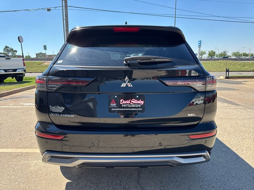 New 2026 Mitsubishi Outlander SEL FWD image 5