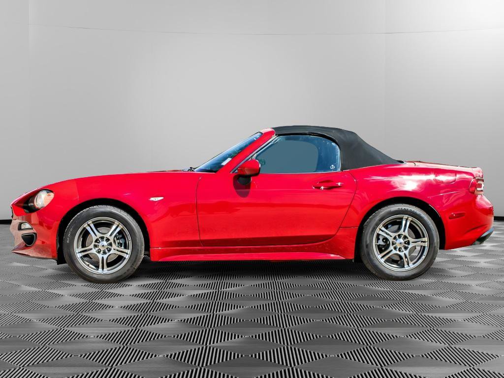 Used 2019 FIAT 124 Spider Classica RWD image 4