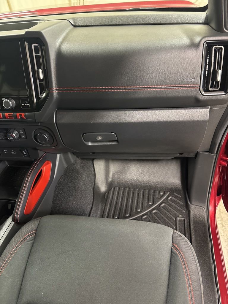 Used 2025 Nissan Frontier PRO-4X w/ Pro Convenience Package image 30