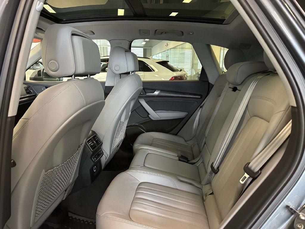 Used 2018 Audi Q5 2.0T Premium Plus AWD/4WD image 14