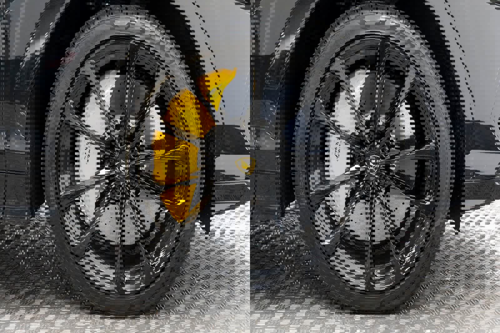 Used 2022 Lamborghini Urus image 62