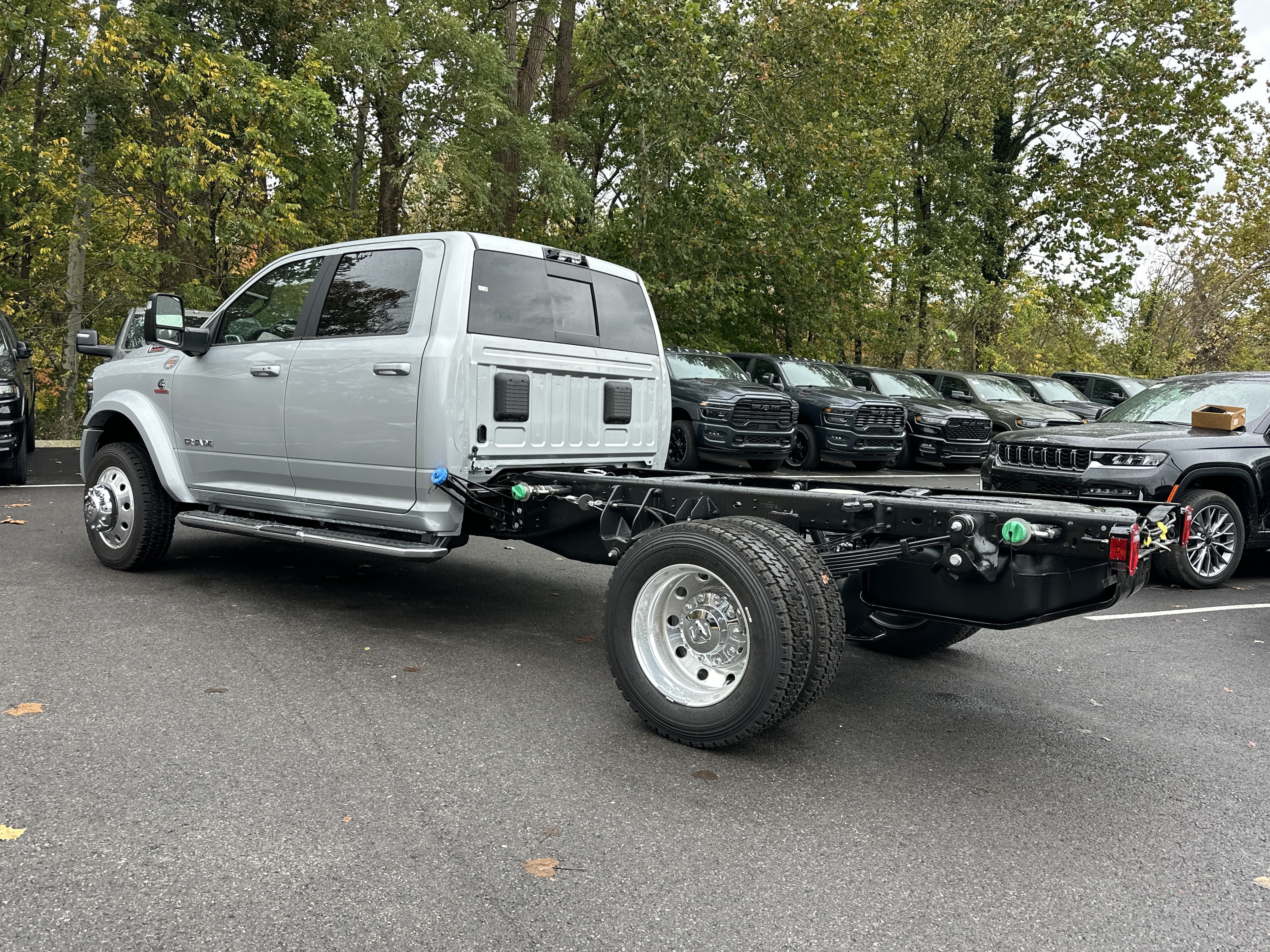 New 2027 RAM 5500 4x4 Crew Cab image 28