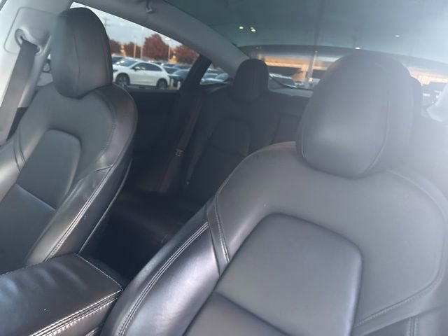 Used 2018 Tesla Model 3 Long Range RWD image 4