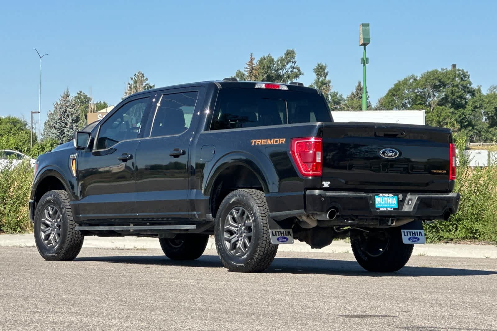 Certified 2023 Ford F150 Tremor w/ Trailer Tow Package AWD/4WD image 6