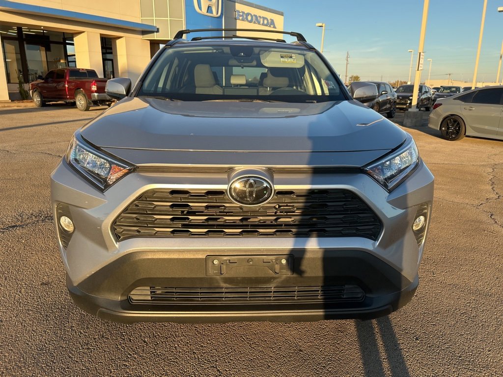 Used 2019 Toyota RAV4 XLE image 2