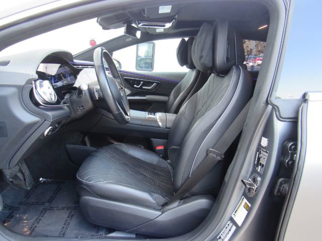 Used 2023 Mercedes-Benz EQS 580 4MATIC Sedan image 16