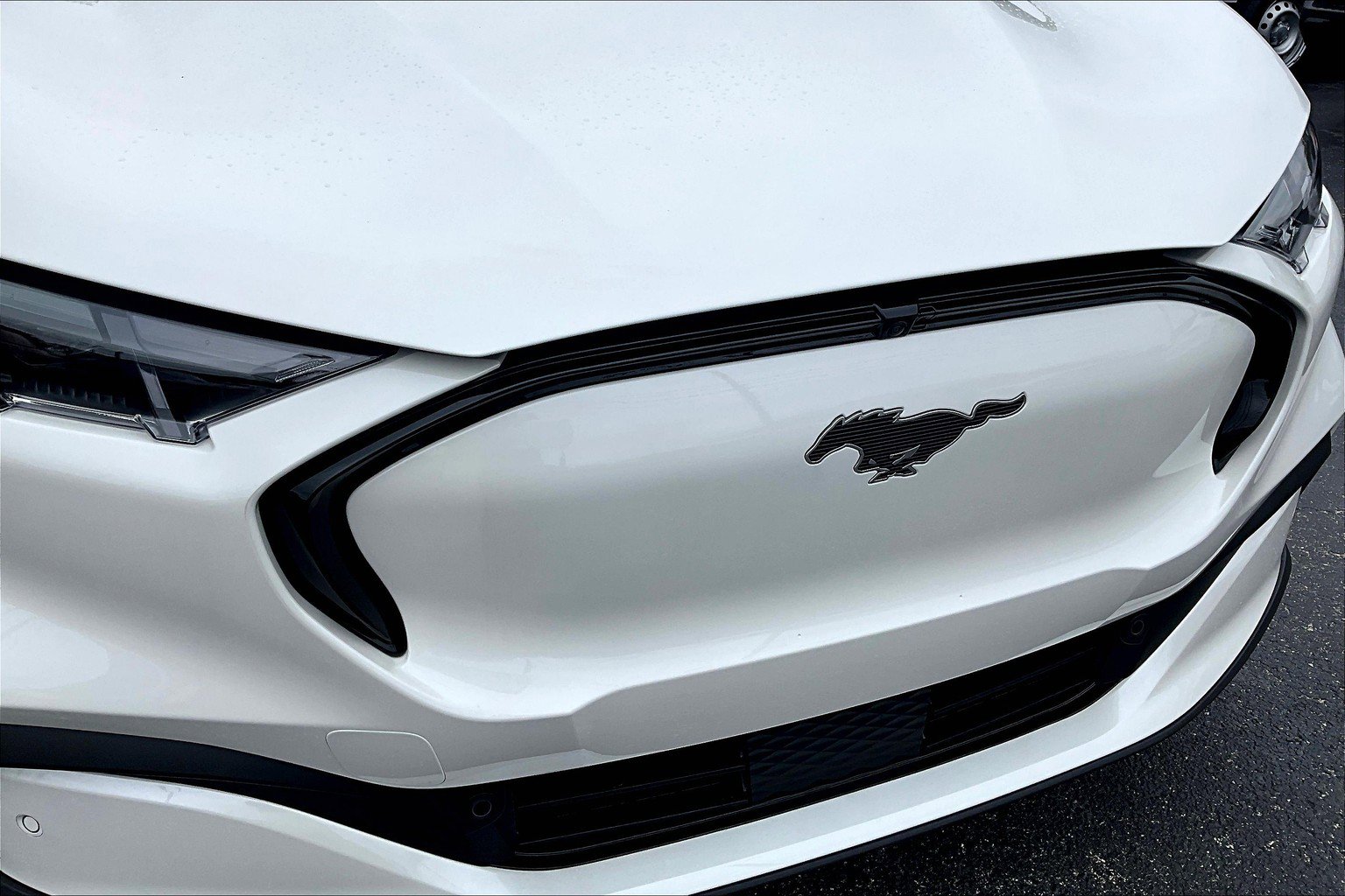 New 2025 Ford Mustang Mach-E Premium image 30