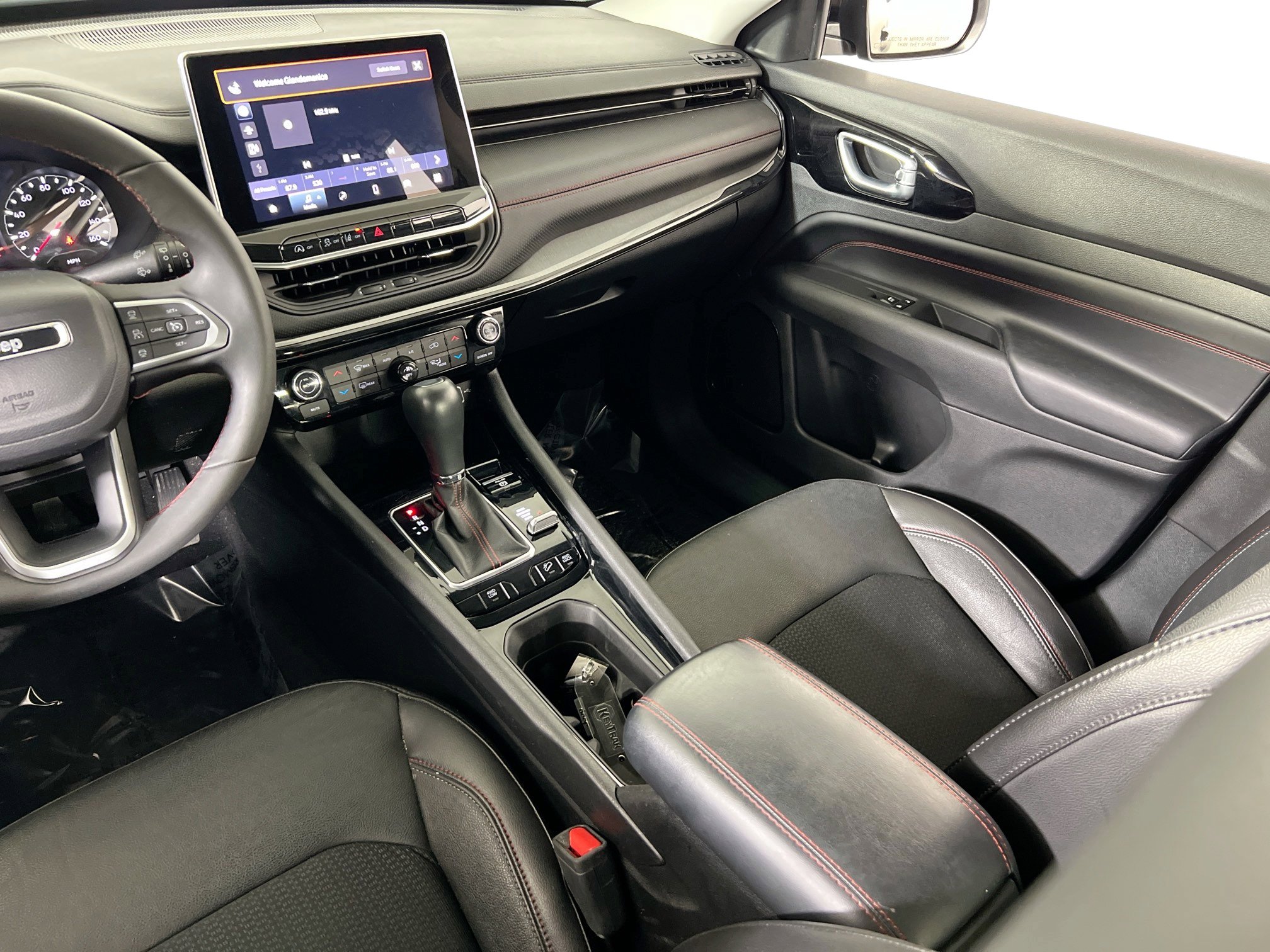 Used 2022 Jeep Compass Trailhawk image 20
