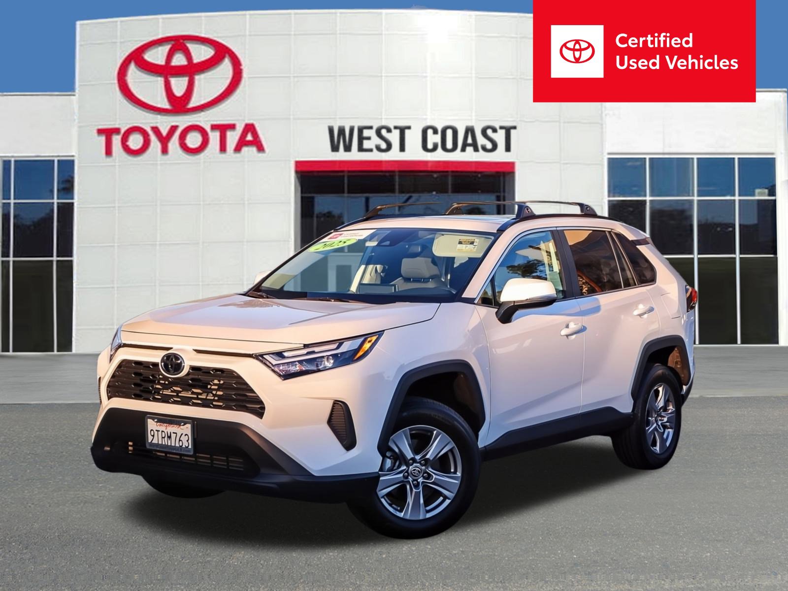 Certified 2025 Toyota RAV4 XLE image 1