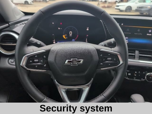 Used 2025 Chevrolet Trax ACTIV w/ Sunroof Package image 10
