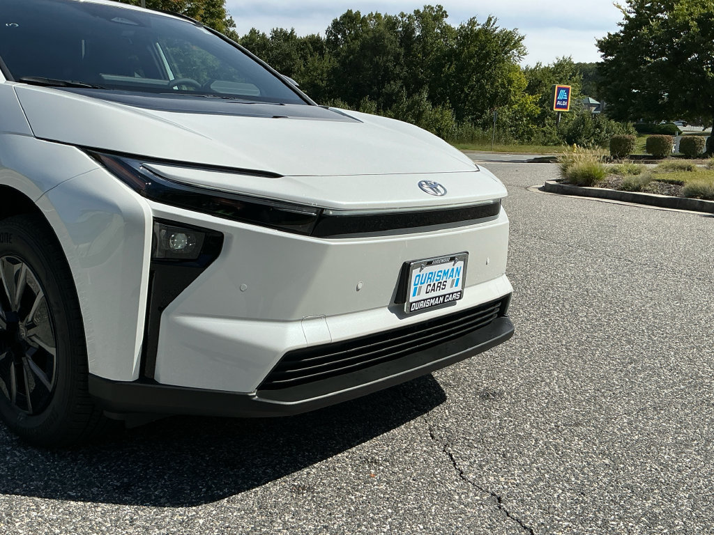 New 2026 Toyota bZ FWD image 22