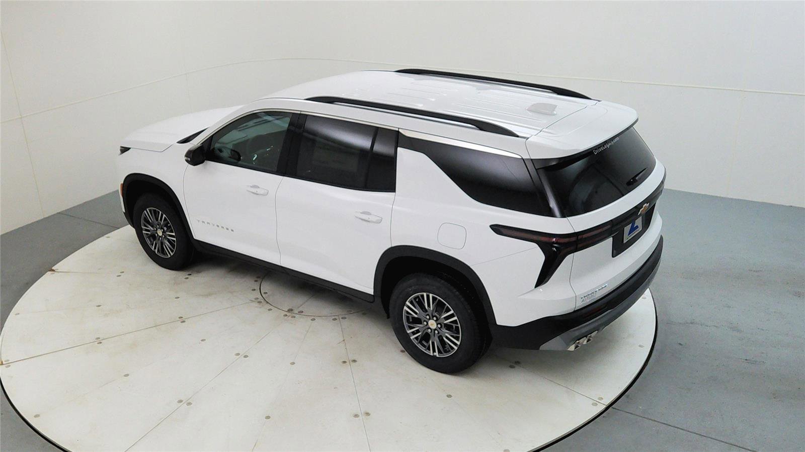 New 2026 Chevrolet Traverse LT image 14