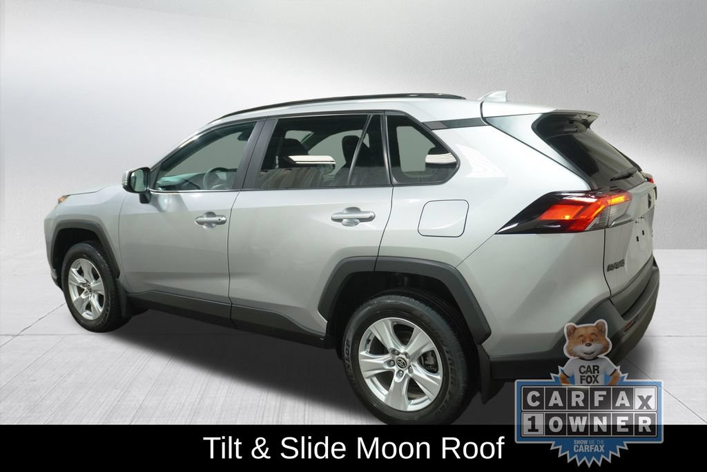 Used 2021 Toyota RAV4 XLE w/ Convenience Package AWD/4WD image 10