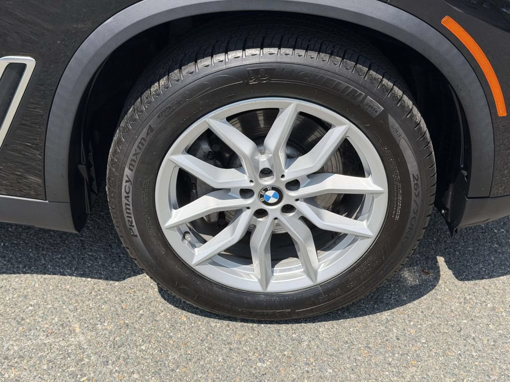 Used 2023 BMW X5 xDrive40i w/ Premium Package AWD/4WD image 7