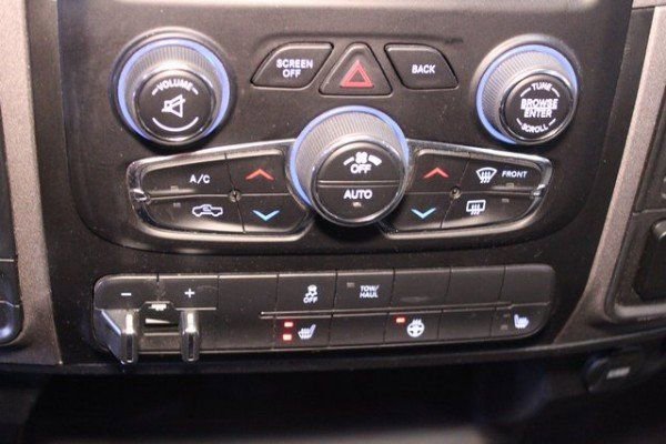 Used 2021 RAM 1500 Express w/ Wheel & Sound Group image 23