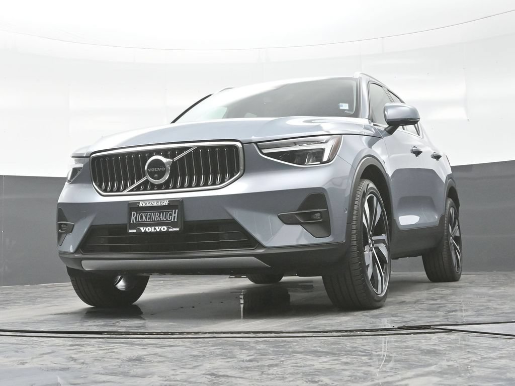Used 2023 Volvo XC40 B5 Ultimate w/ Protection Package Premier AWD/4WD image 24