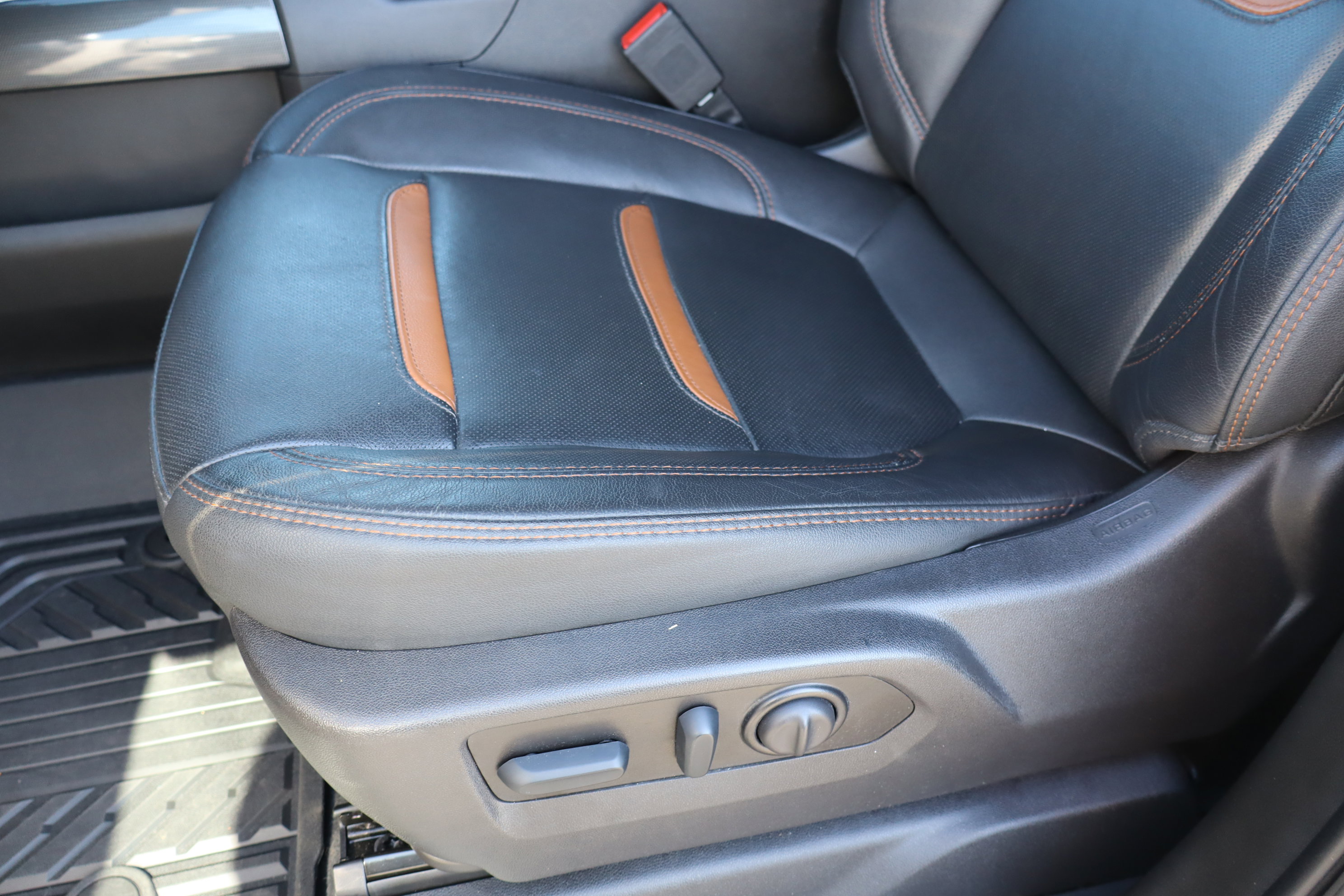 Certified 2023 GMC Sierra 2500 AT4 w/ AT4 Premium Plus Package image 21