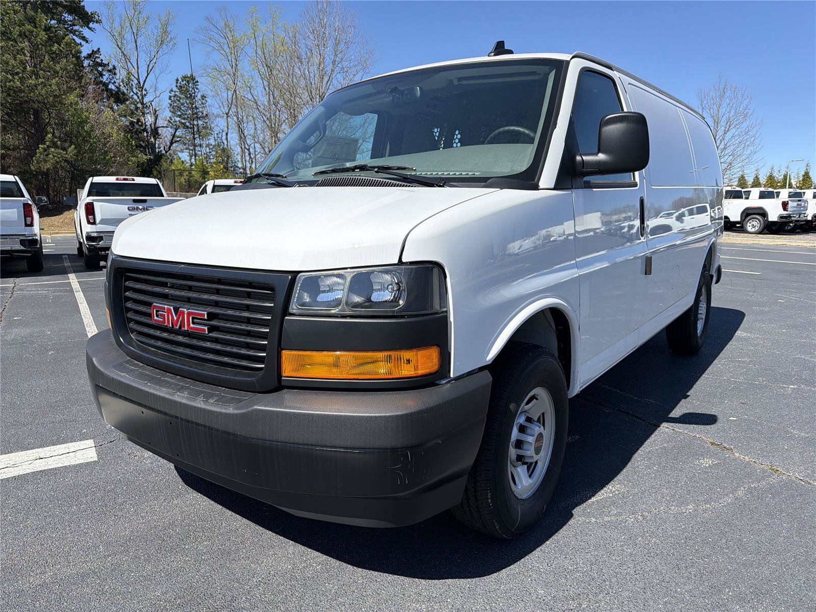 New 2025 GMC Savana 2500 w/ Driver Convenience Package RWD image 3
