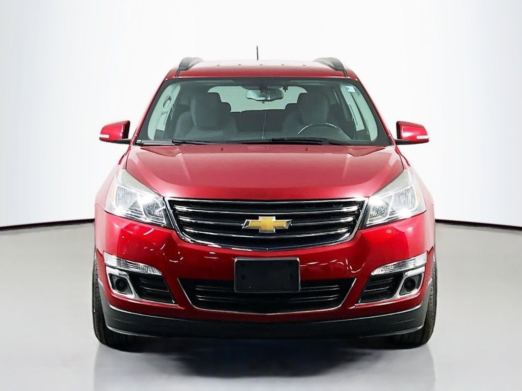 Used 2014 Chevrolet Traverse LT image 2