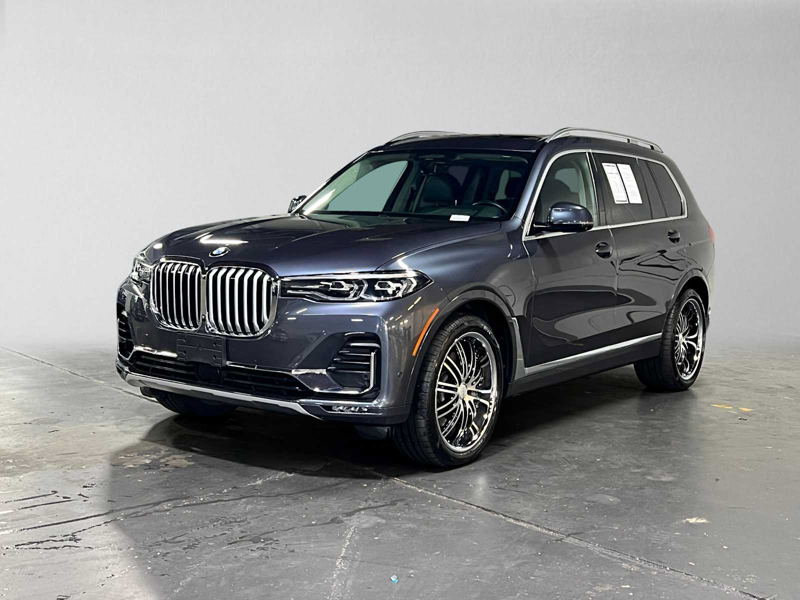 Used 2019 BMW X7 xDrive50i w/ Premium Package AWD/4WD image 7