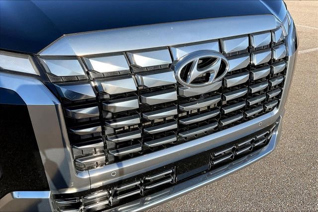Used 2023 Hyundai Palisade Calligraphy image 5