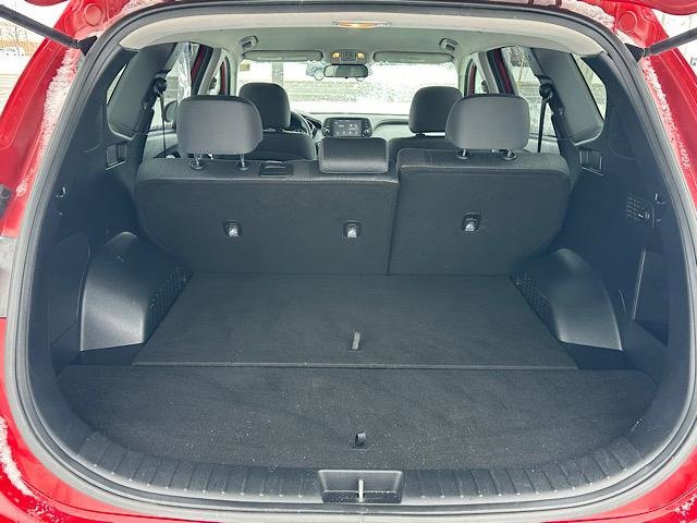 Used 2019 Hyundai Santa Fe SE image 13