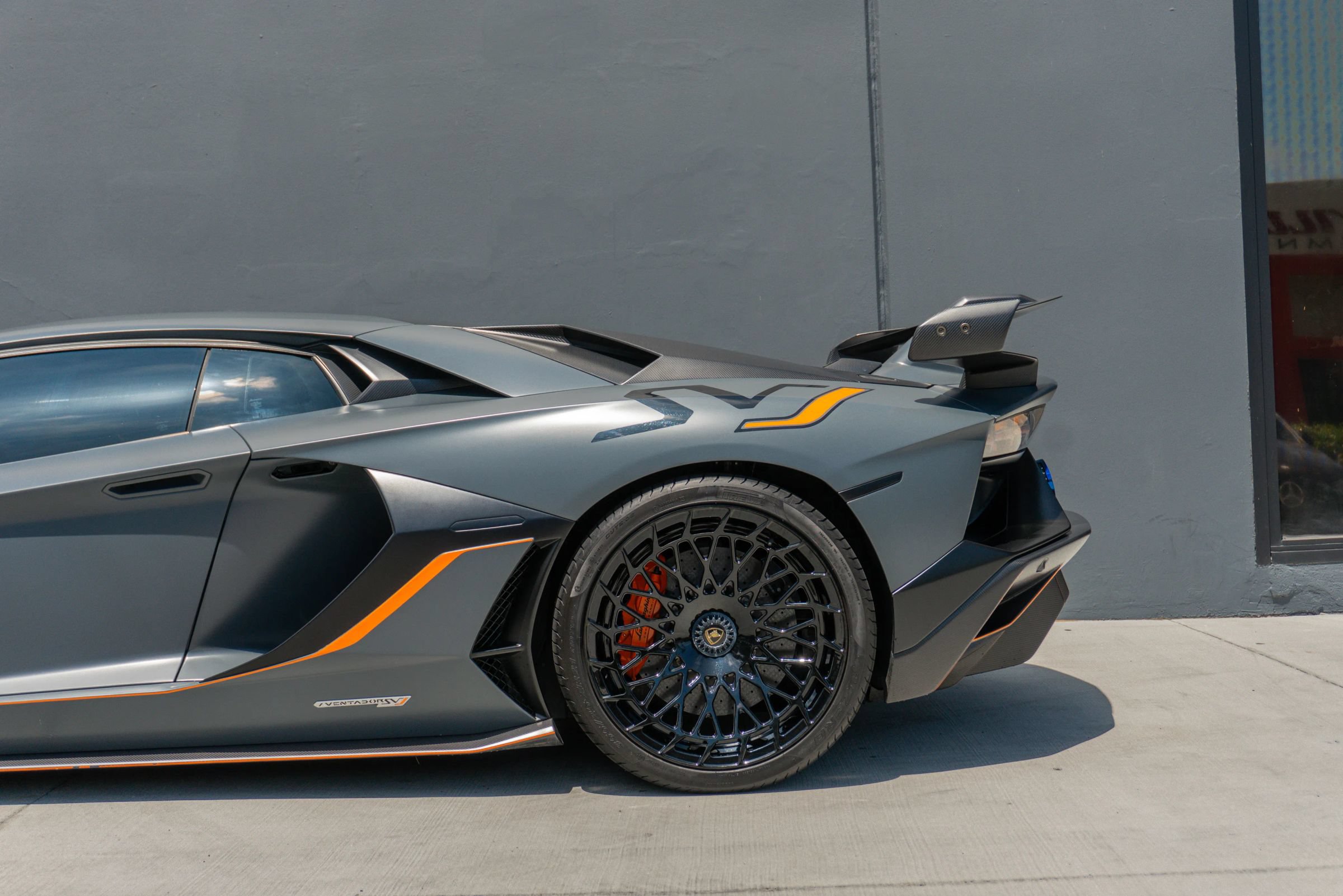 Used 2019 Lamborghini Aventador SVJ AWD/4WD image 20