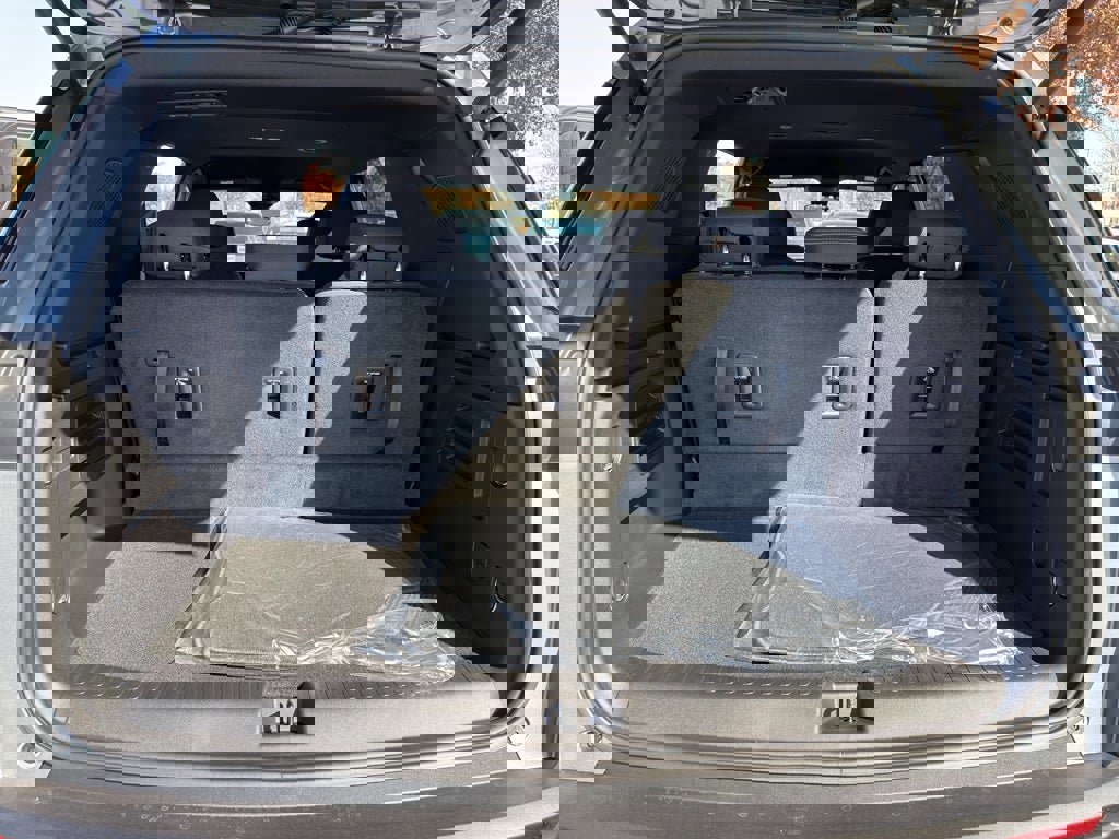 New 2026 Chevrolet Traverse LT image 28