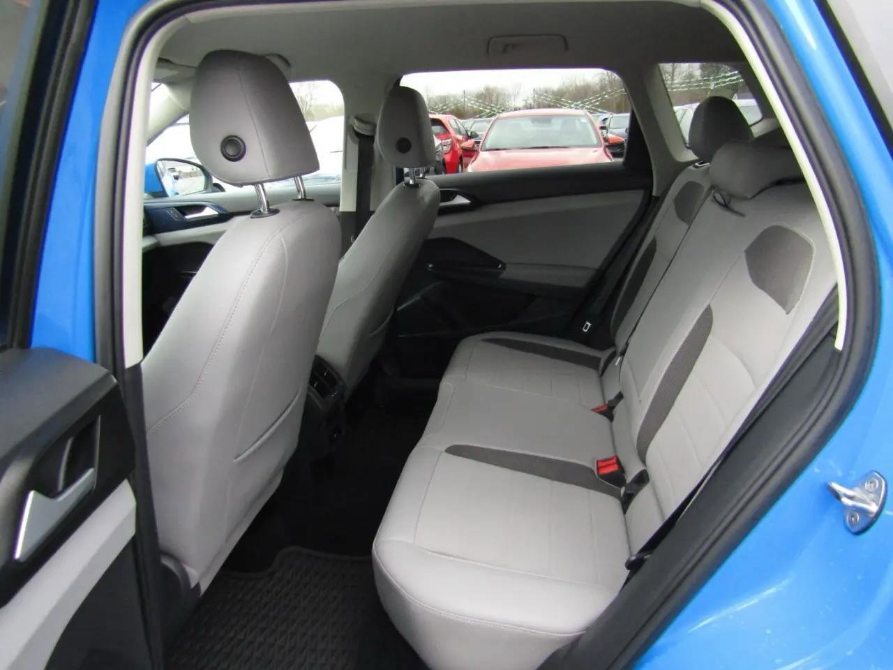 Used 2022 Volkswagen Taos SE image 14