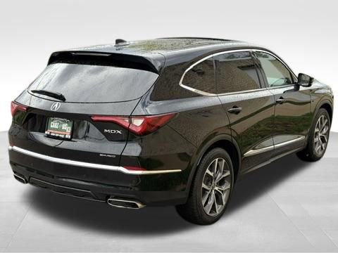 Used 2022 Acura MDX SH-AWD w/ Technology Package image 6