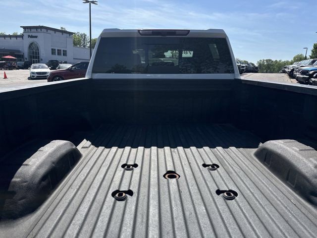 Used 2024 Chevrolet Silverado 3500 High Country w/ LPO, Dark Essentials Package AWD/4WD image 23