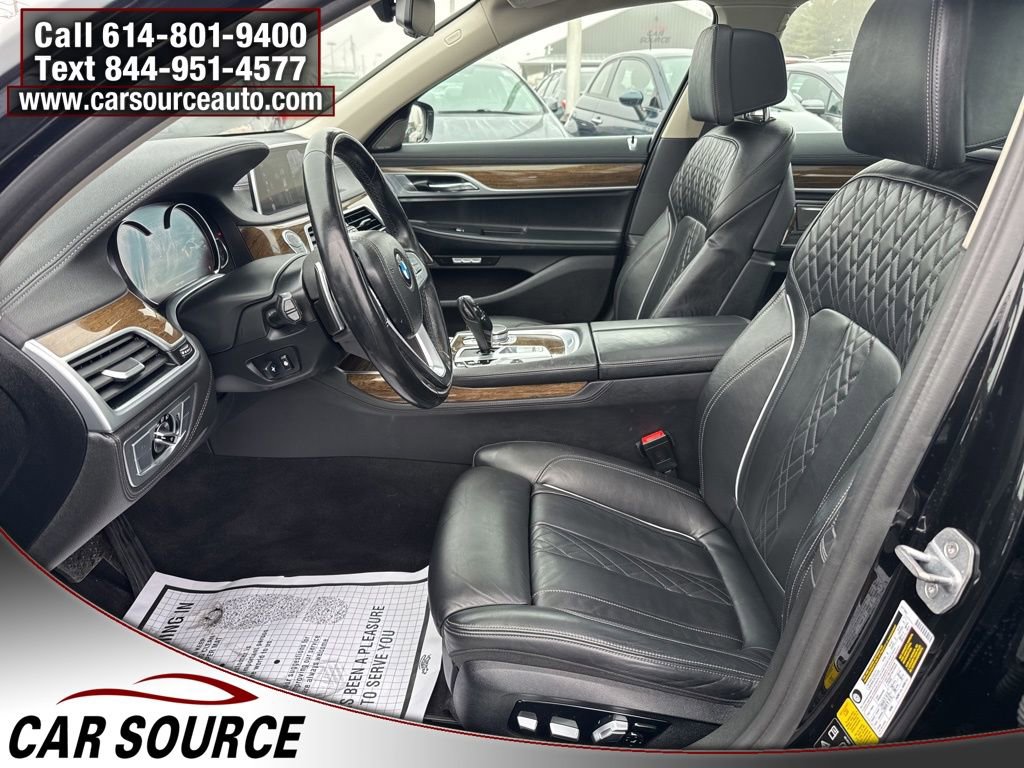 Used 2018 BMW 750i xDrive image 8