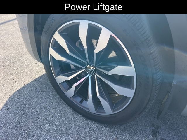 Used 2021 Volkswagen Atlas Cross Sport SEL Premium image 10