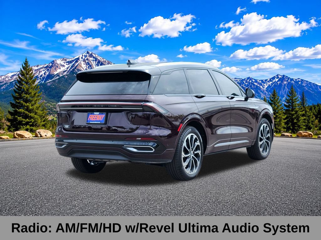 Used 2024 Lincoln Nautilus Reserve w/ Equipment Group 203A AWD/4WD image 5