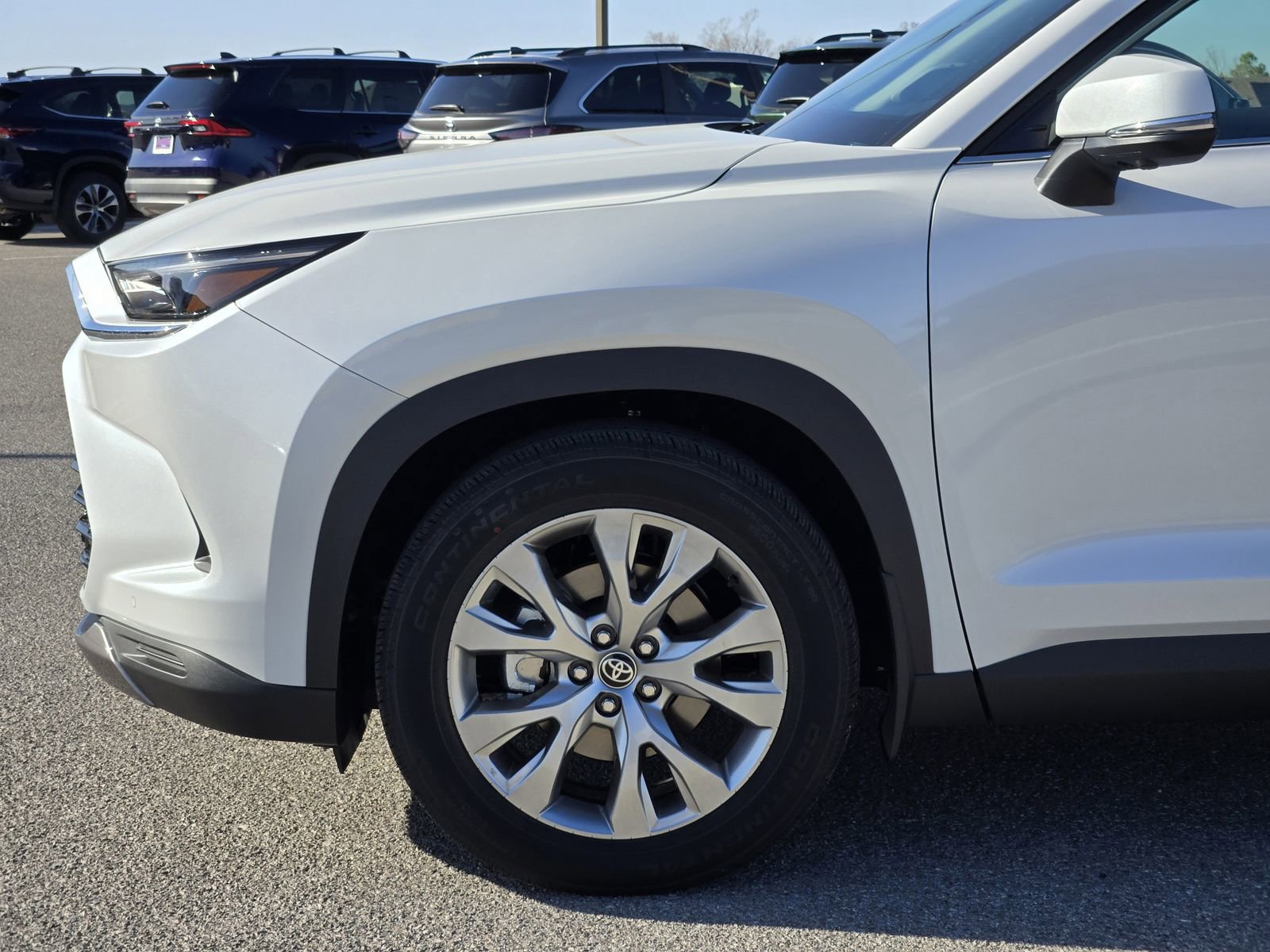 New 2026 Toyota Grand Highlander FWD image 9