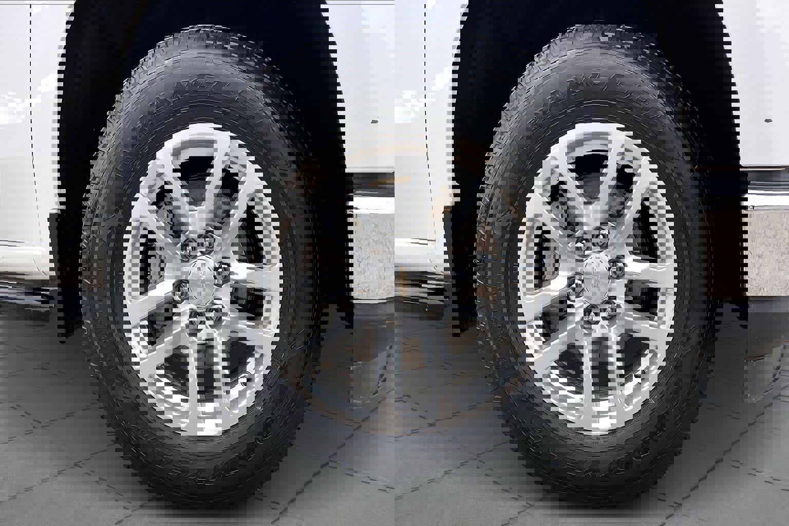 Used 2022 Chevrolet Silverado 1500 LT image 11