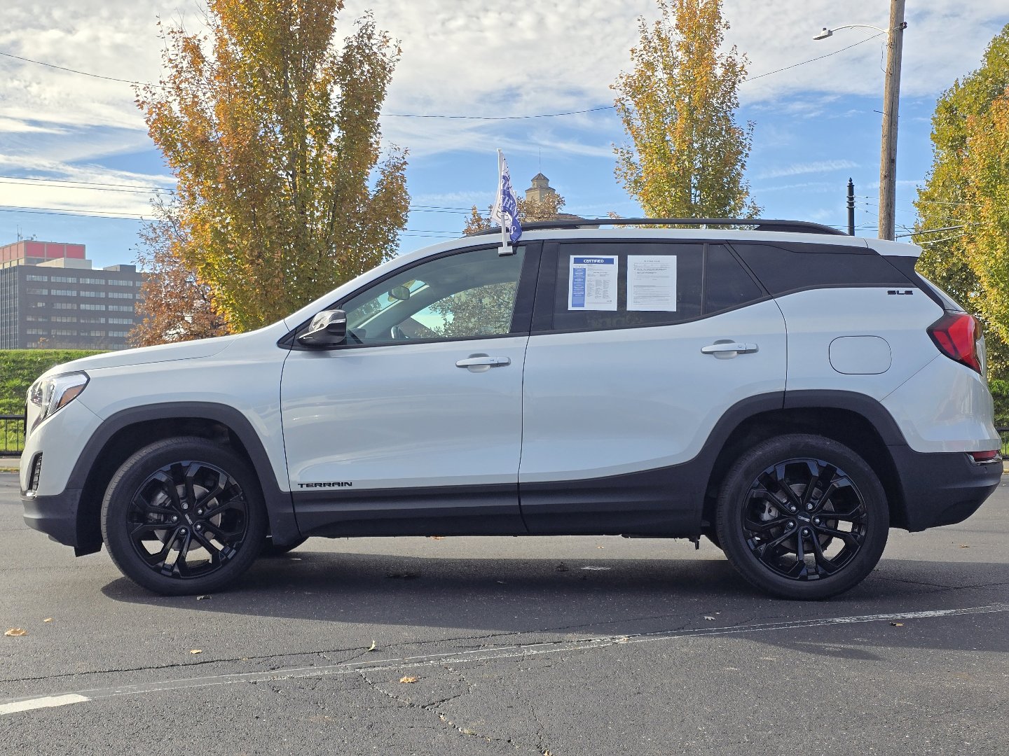 Certified 2021 GMC Terrain SLE w/ Driver Convenience Package image 21