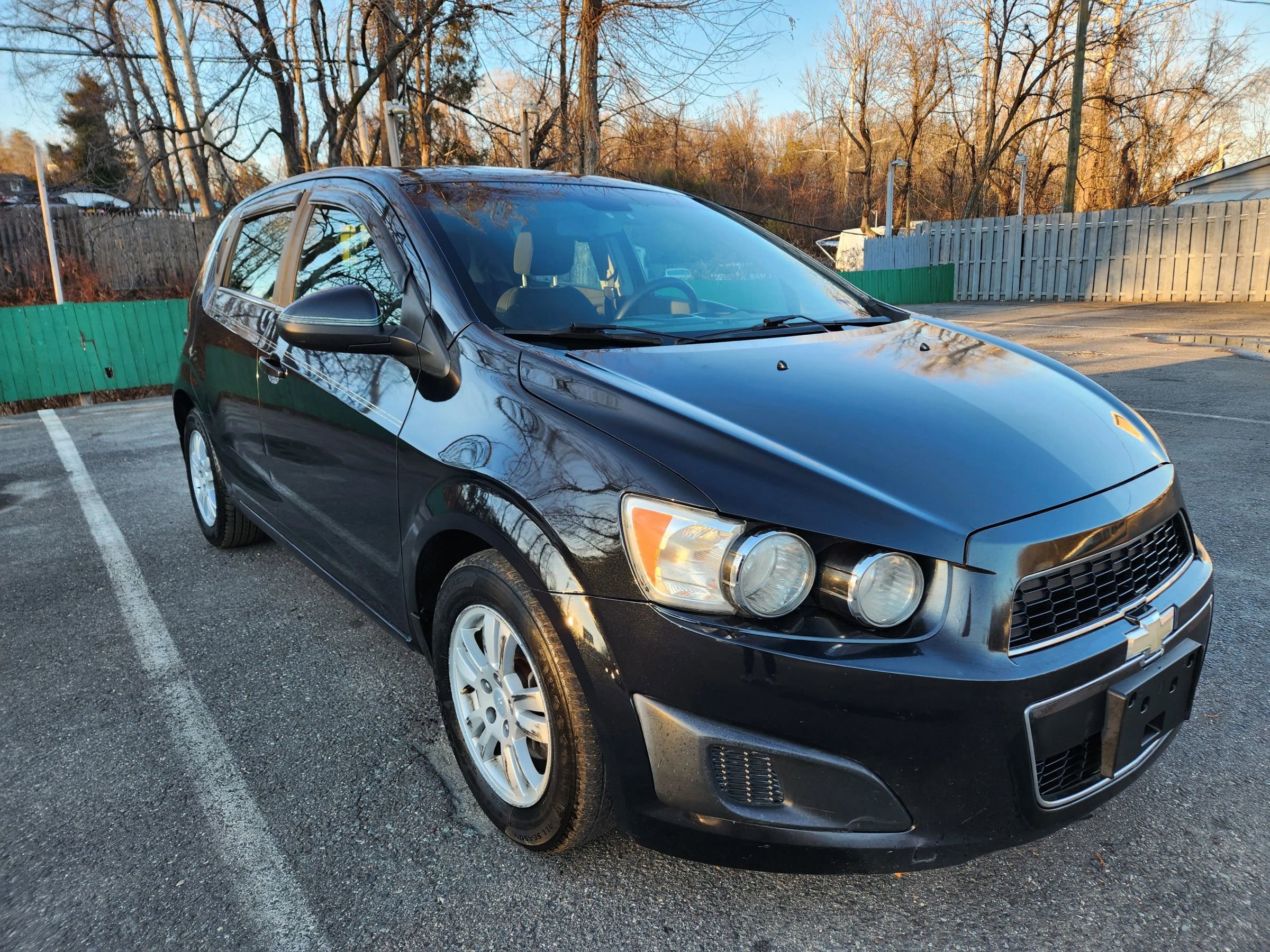 Used 2014 Chevrolet Sonic LT image 3