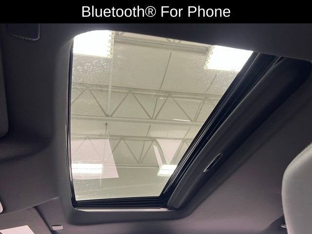 Used 2023 Chevrolet Silverado 2500 High Country w/ Z71 Off-Road Package image 19