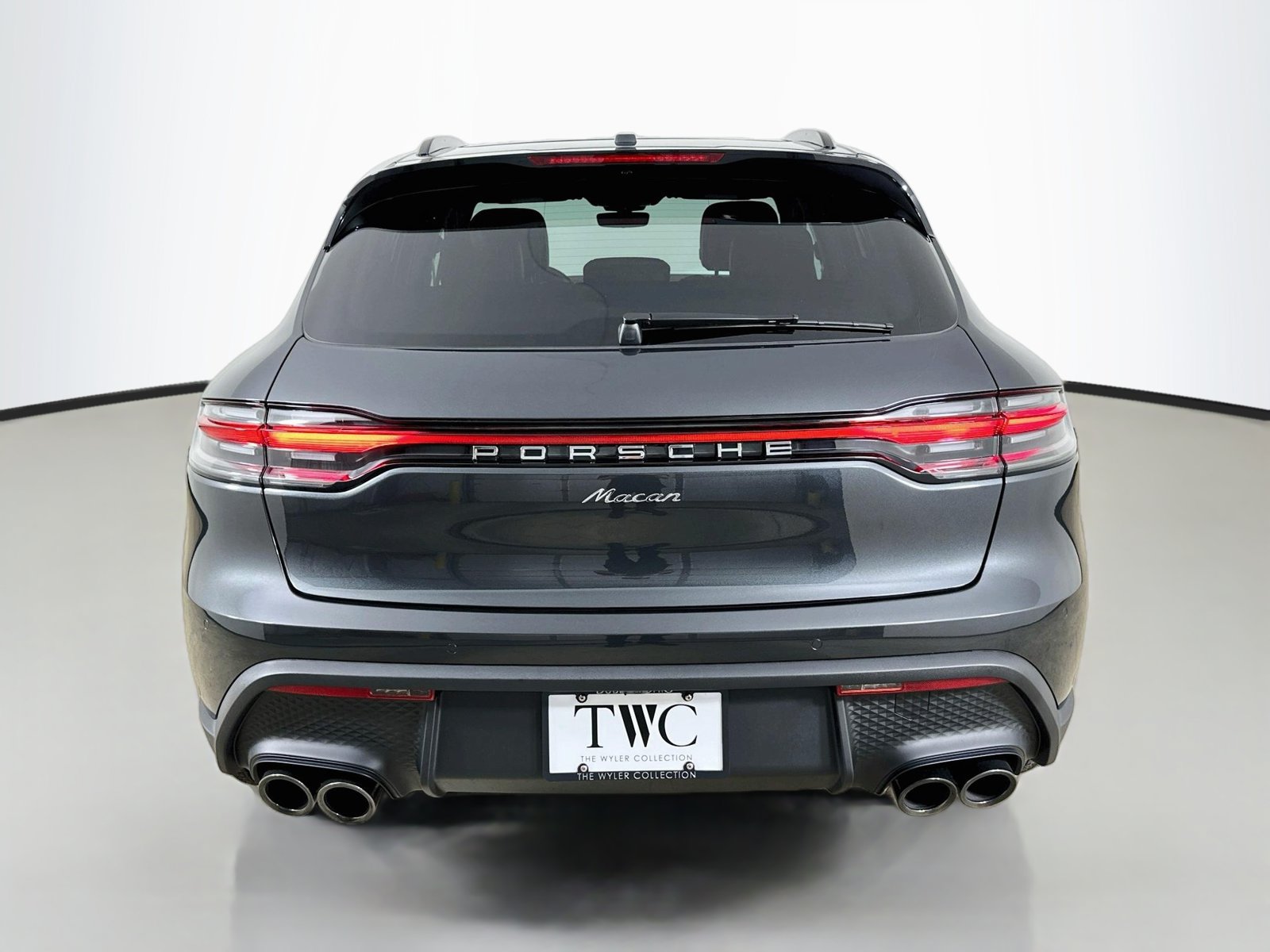 New 2026 Porsche Macan AWD/4WD image 6