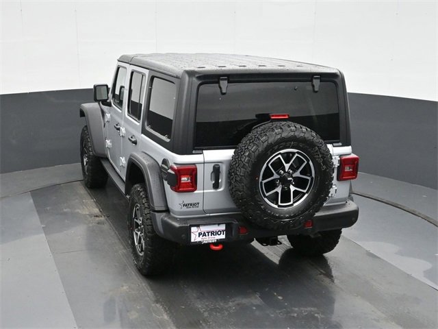 Used 2024 Jeep Wrangler Unlimited Rubicon w/ Capability Package image 28