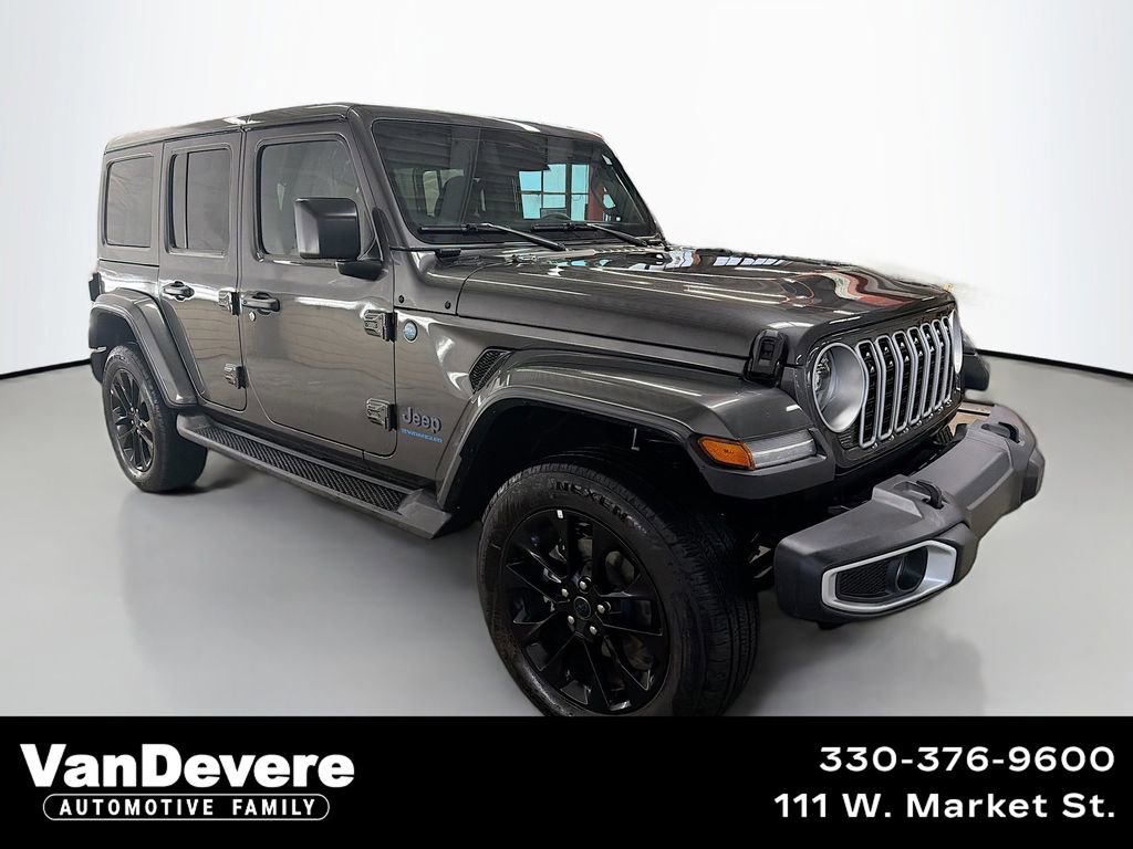 Used 2025 Jeep Wrangler Unlimited Sahara AWD/4WD image 1