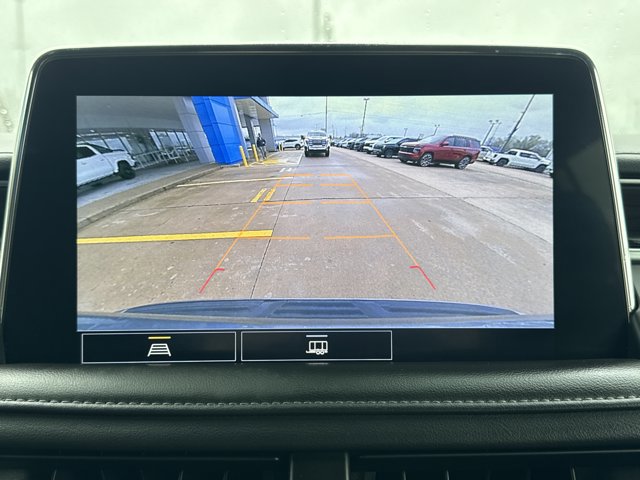 Used 2021 Chevrolet Suburban LS w/ Driver Alert Package image 9