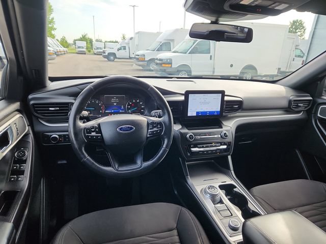 Used 2020 Ford Explorer XLT w/ Comfort Package AWD/4WD image 35