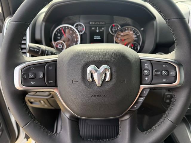New 2026 RAM 1500 4x4 Crew Cab image 13
