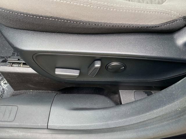Used 2021 Ford Escape SE w/ Convenience Package FWD image 15