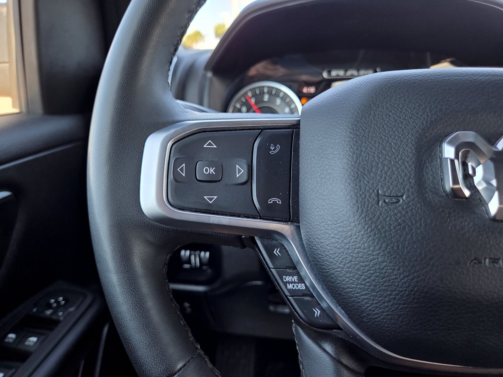 Used 2025 RAM 1500 Big Horn AWD/4WD image 45