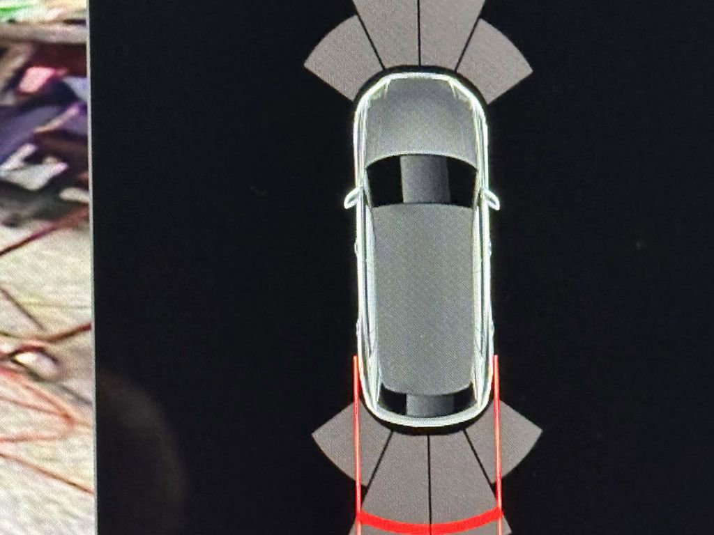 Used 2025 Audi Q8 Premium w/ Convenience Package image 22