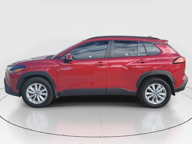 Certified 2023 Toyota Corolla Cross LE FWD image 4